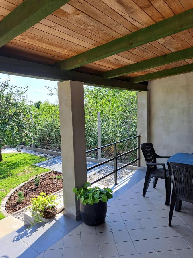 Chotin Grapeline Guesthouse מראה חיצוני תמונה